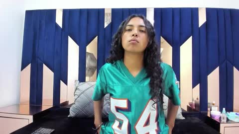 Sophia online show from 01/13/26, 01:49