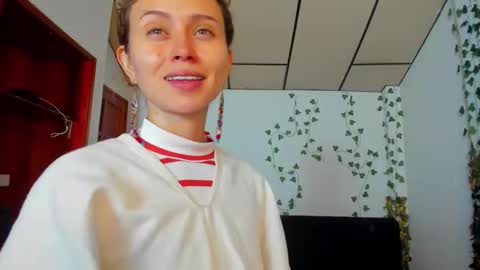 sophiamiller6 online show from 03/24/26, 12:21