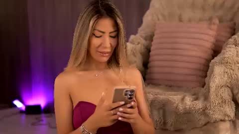 Snapshot of sophiapotts chatting on 06/16/26, 03:09 Sophie online show from 06/16/26, 03:09