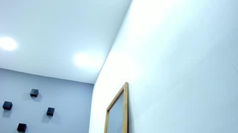 Sofi online show from 02/15/25, 12:01