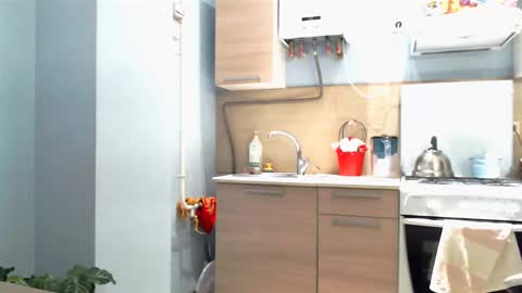 Sophia online show from 12/12/24, 10:42