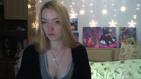 SophiaSonata online show from 12/03/24, 03:22