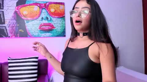   online show from 12/01/25, 08:58