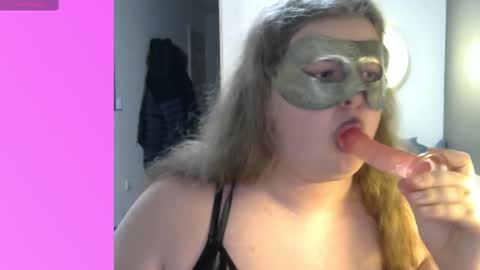 BimboSophie online show from 12/18/24, 11:19