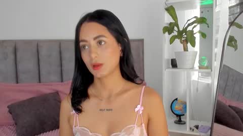  Sophie  online show from 09/12/25, 08:42