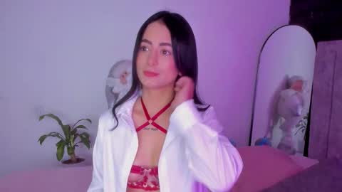  Sophie  online show from 12/16/25, 11:32