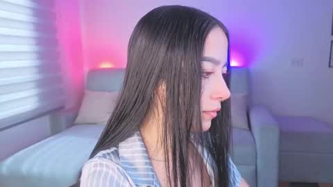Snapshot of sophie_bbs chatting on 05/29/26, 02:59 Sophie online show from 05/29/26, 02:59