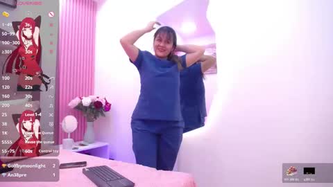 Sophie online show from 02/25/26, 09:02