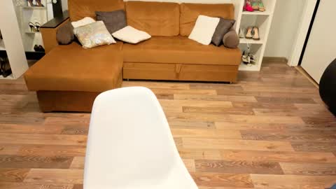 Sophie online show from 11/25/25, 01:11