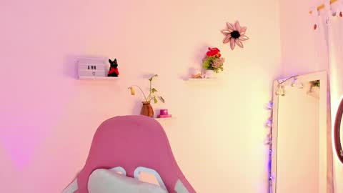 sophie doll online show from 01/12/25, 10:54