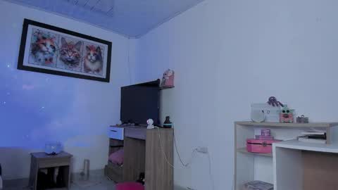 sophie doll online show from 12/21/25, 12:40