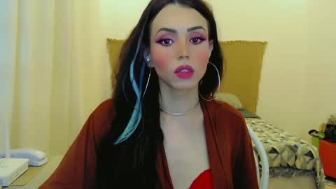 Sophie Fantasys online show from 12/13/25, 11:10