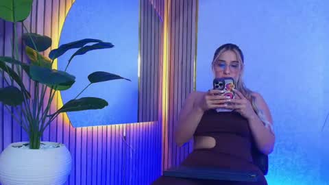  SOPHIE JANNER online show from 06/06/26, 03:33