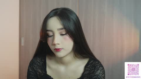 Sophie or Sof online show from 04/11/26, 02:38