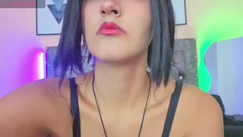 Snapshot of sophie_mcgreen chatting on 07/15/26, 08:36 sophie_mcgreen online show from 07/15/26, 08:36