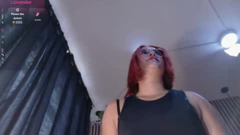 sophie_new25 online show from 09/11/25, 01:00