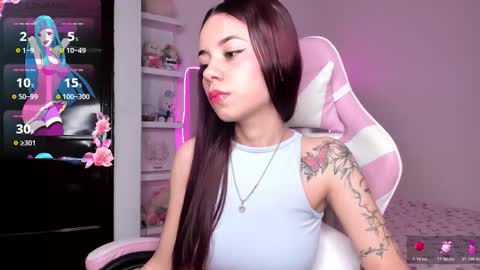 Sophie online show from 11/25/25, 05:29