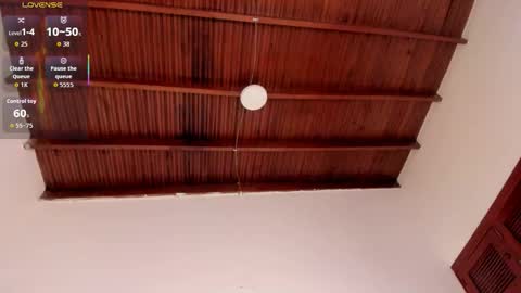 sophie_smith19 online show from 01/19/26, 01:48