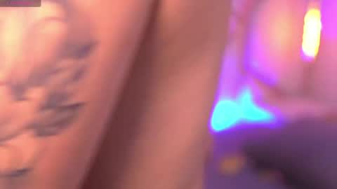 Sophie online show from 04/17/26, 08:23