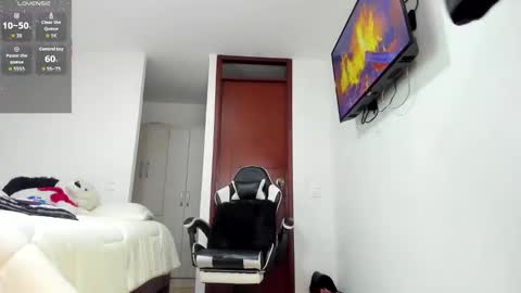 sophiebaker__ online show from 09/11/25, 02:55