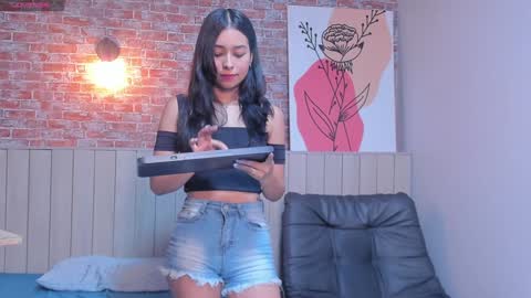 Sophie online show from 01/09/25, 03:34