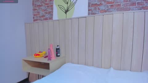 Sophie online show from 03/04/25, 03:15