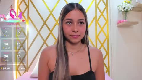 Snapshot of sophiebenson_ chatting on 05/06/26, 01:27 Sophie online show from 05/06/26, 01:27