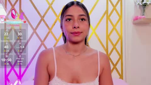 Snapshot of sophiebenson_ chatting on 05/12/26, 12:57 Sophie online show from 05/12/26, 12:57