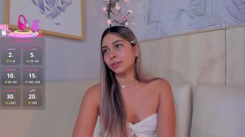 Snapshot of sophiebenson_ chatting on 05/22/26, 01:50 Sophie online show from 05/22/26, 01:50