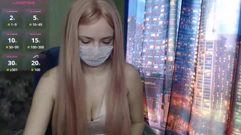 Sophie online show from 03/19/26, 08:51