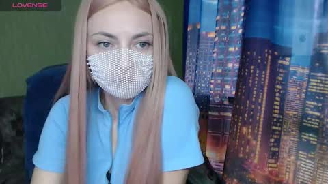 Sophie online show from 03/27/26, 08:37