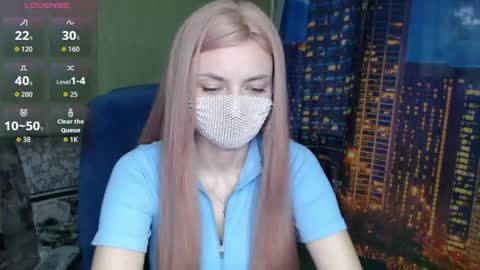Sophie online show from 05/28/26, 08:11