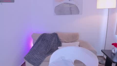 Snapshot of sophiebrownx_ chatting on 11/22/25, 09:25 Sophie online show from 11/22/25, 09:25