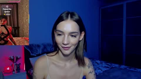 Snapshot of sophiecherrie chatting on 11/02/25, 11:40 Sophie online show from 11/02/25, 11:40