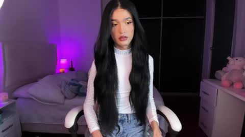    online show from 06/23/26, 03:04