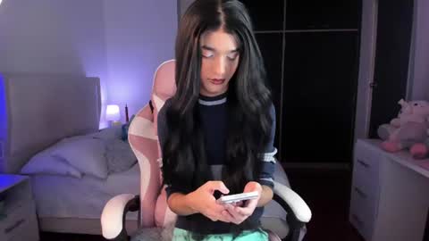    online show from 06/26/26, 02:05