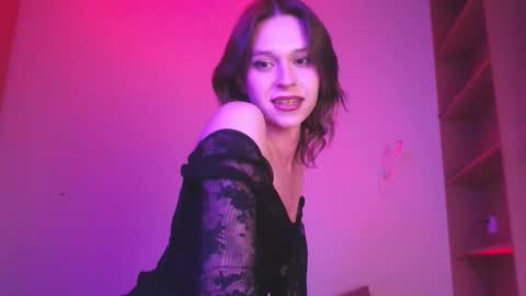 Snapshot of sophiediamond_x chatting on 11/24/25, 07:46 sophiediamond_x online show from 11/24/25, 07:46