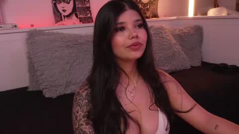 Sophiee  online show from 07/02/26, 03:23