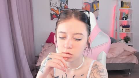 Sophie  online show from 01/11/25, 10:19