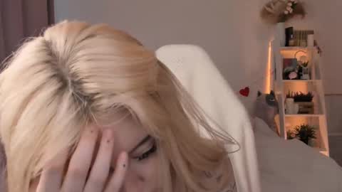 Sophie  online show from 03/03/25, 06:48