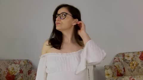 Sophie Rain online show from 10/16/25, 12:00