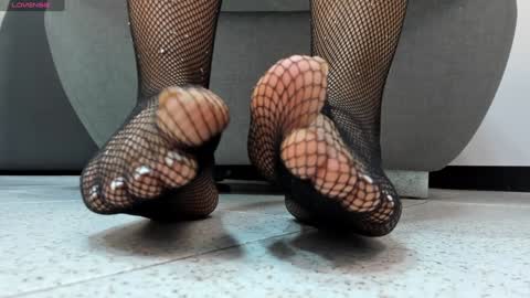 Snapshot of sophieharris__ chatting on 12/30/24, 10:45 sophieharris__ online show from 12/30/24, 10:45