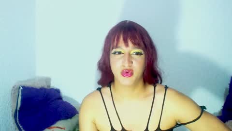 Snapshot of sophiehillsxo chatting on 01/22/25, 05:26 sophiehillsxo online show from 01/22/25, 05:26