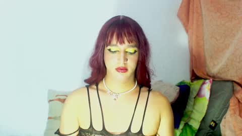 Snapshot of sophiehillsxo chatting on 01/31/25, 05:09 sophiehillsxo online show from 01/31/25, 05:09
