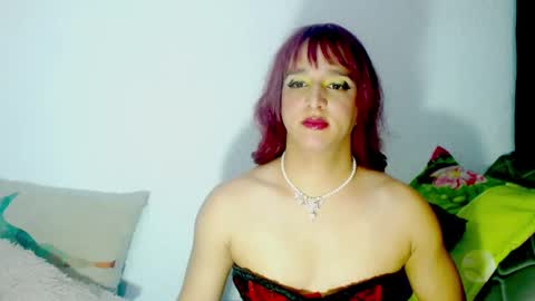 Snapshot of sophiehillsxo chatting on 02/18/25, 12:59 sophiehillsxo online show from 02/18/25, 12:59