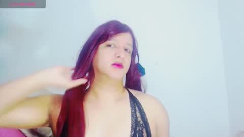 sophiehillsxo online show from 11/21/25, 09:08