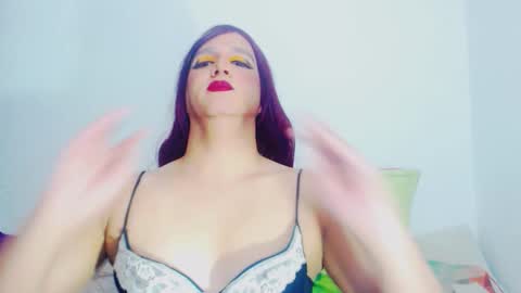 sophiehillsxo online show from 12/14/25, 03:12