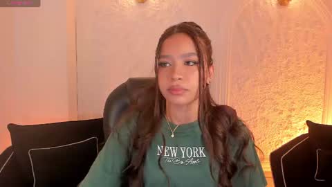 Snapshot of sophiehouston_ chatting on 07/15/26, 03:01 Sophie Houston online show from 07/15/26, 03:01
