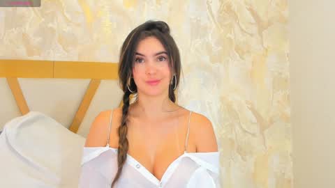 Sophie online show from 01/18/25, 03:49