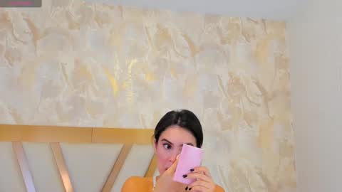 Sophie online show from 02/10/25, 12:50